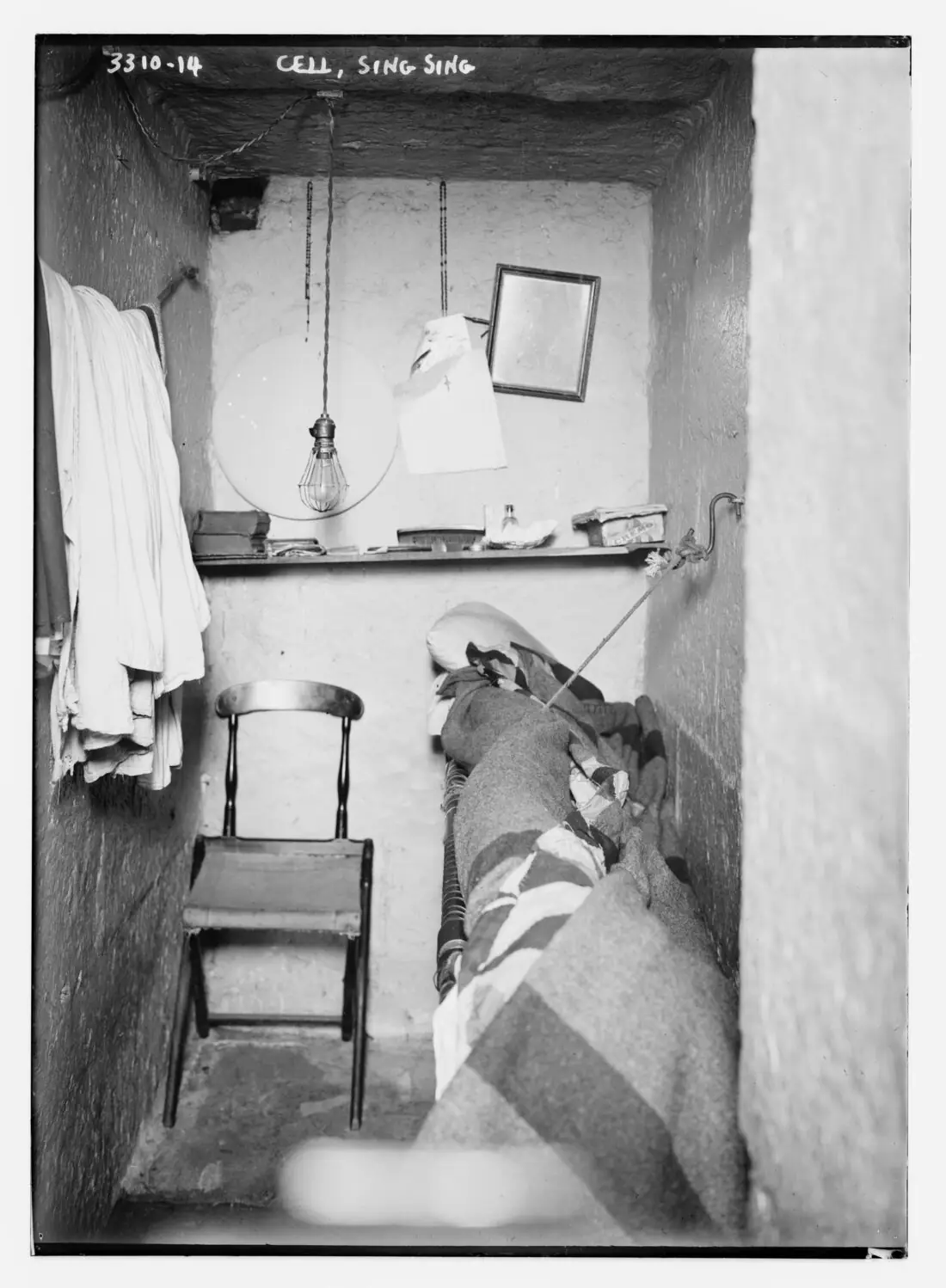 A cell at Sing Sing Prison, photographed by Bain News Service c. 1910–1915